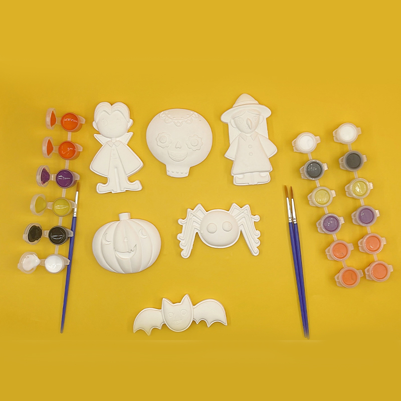 Halloween Plaster Craft Creativity Kit for Kids