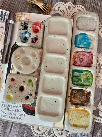 How to Use Colorful Ceramic Paint Palettes to Enhance Your Artistic Creations(3).png